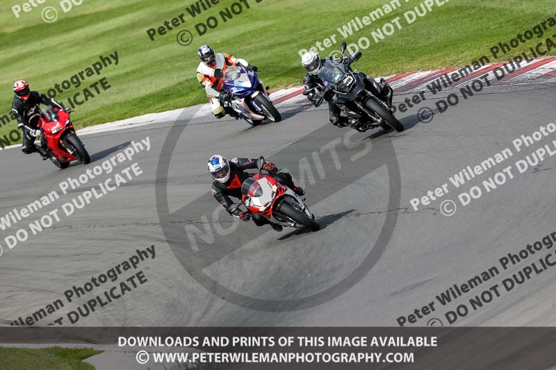 donington no limits trackday;donington park photographs;donington trackday photographs;no limits trackdays;peter wileman photography;trackday digital images;trackday photos